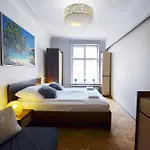 For Budget Apartamento Cracovia
