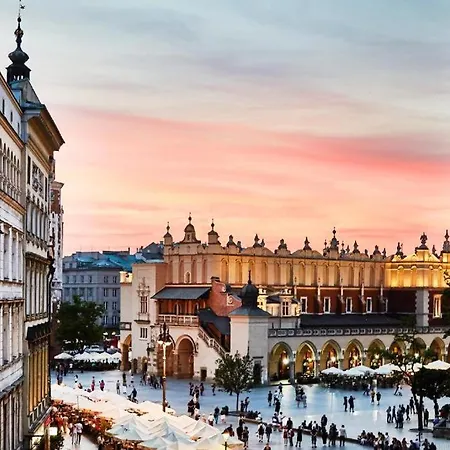 For Budget * Cracovie