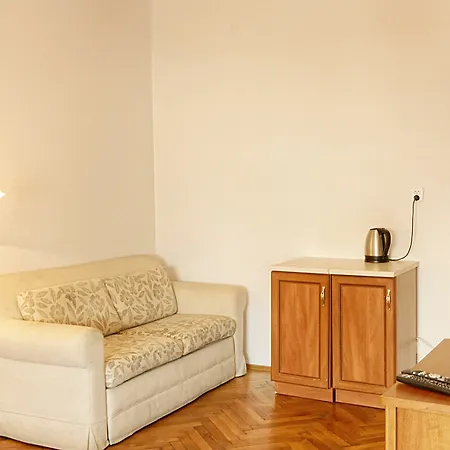 For Budget * Cracovia